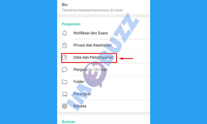 4. pilih data dan penyimpanan untuk mengatur agar video di telegram tidak tersimpan otomatis